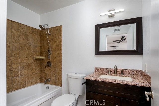 11263 Knott Avenue, Cypress CA: https://media.crmls.org/medias/86b93184-46f7-405b-8fa1-b8747869e48d.jpg