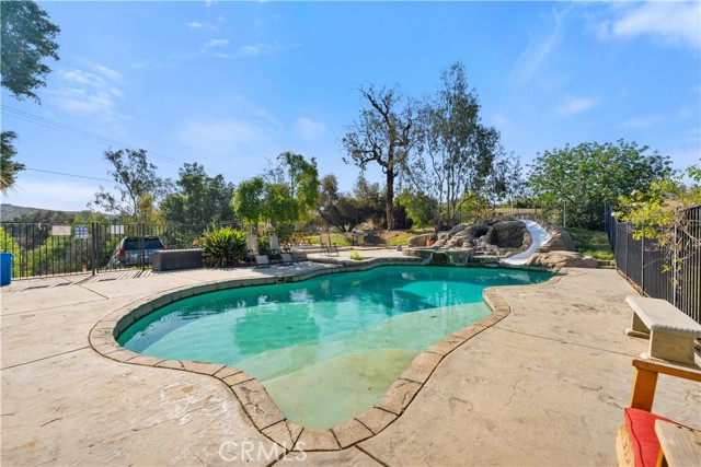 Detail Gallery Image 21 of 27 For 15720 Golden Star Ave, Riverside,  CA 92506 - 4 Beds | 3 Baths