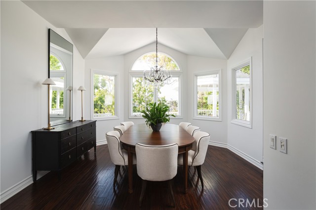 Detail Gallery Image 13 of 60 For 212 Kings Pl, Newport Beach,  CA 92663 - 4 Beds | 3/2 Baths