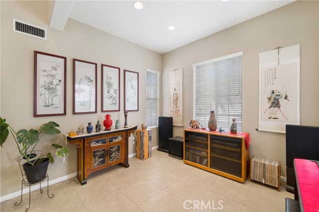 13 Arborside Way, Mission Viejo CA: https://media.crmls.org/medias/86bad61c-f505-4bb1-b08f-54d369da56c5.jpg