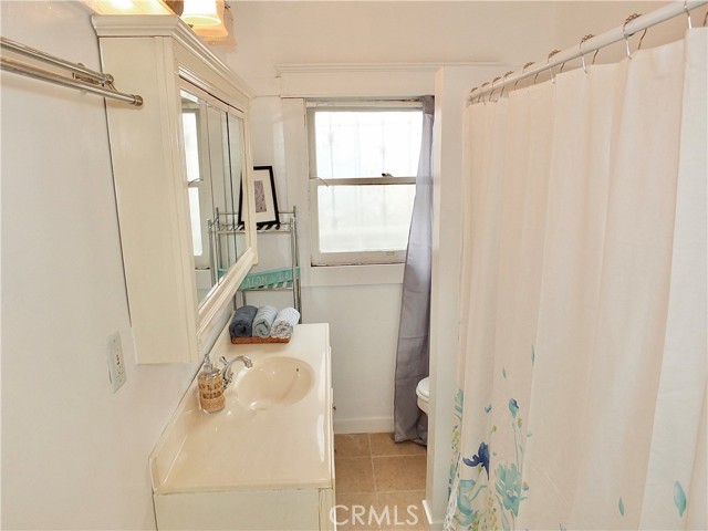 Detail Gallery Image 26 of 39 For 2290 Pasadena Ave, Long Beach,  CA 90806 - 2 Beds | 1/1 Baths