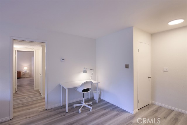 382 E California Boulevard, Pasadena CA: https://media.crmls.org/medias/86bd62e2-d6a3-469c-a00a-4b0a076ce9e1.jpg