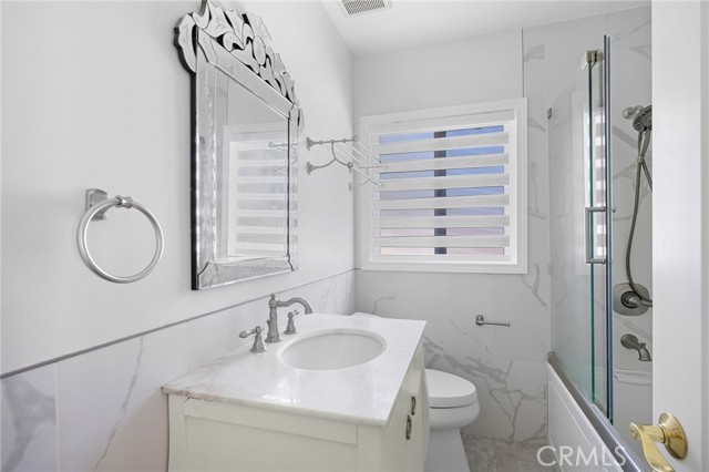 Detail Gallery Image 15 of 29 For 10302 Wescott Ave, Sunland,  CA 91040 - 3 Beds | 1/1 Baths