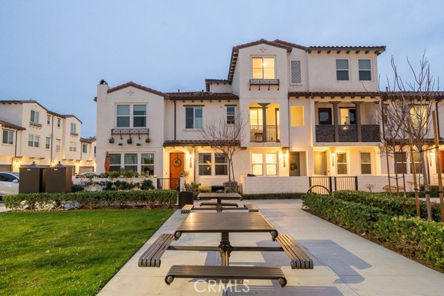 Detail Gallery Image 28 of 29 For 9869 Bria, Garden Grove,  CA 92844 - 2 Beds | 2/1 Baths