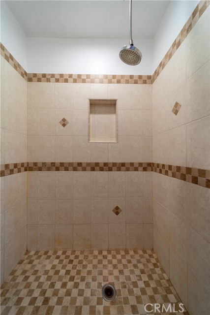 Detail Gallery Image 25 of 42 For 3341 Thelma, La Crescenta,  CA 91214 - 3 Beds | 3 Baths