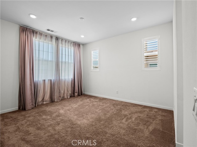 Detail Gallery Image 21 of 41 For 27148 Valley Oak Pl, Valencia,  CA 91381 - 4 Beds | 4 Baths