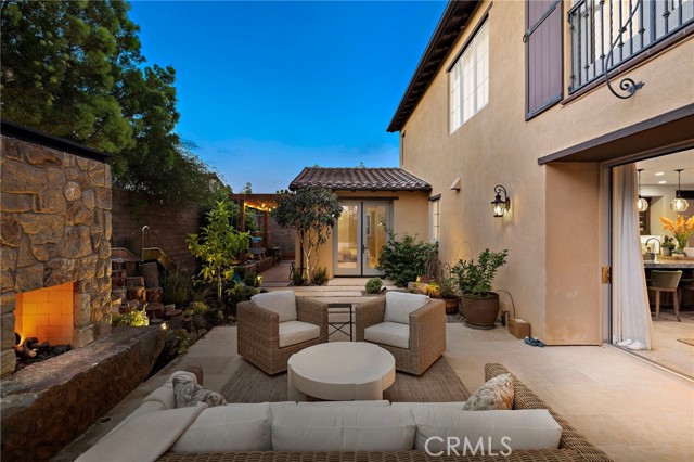 137 Sunset, Irvine CA: https://media.crmls.org/medias/86bf43ee-ee1a-4b97-822a-396ed1a56fc1.jpg