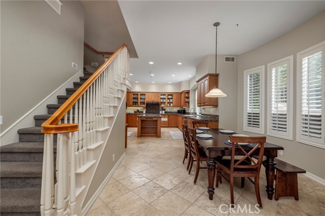 10 Spring Grove, Irvine CA: https://media.crmls.org/medias/86bf5ad4-f834-454f-9ed2-7ffc056c3e7a.jpg