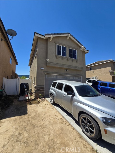 Detail Gallery Image 3 of 31 For 137 Mercado St, Perris,  CA 92570 - 3 Beds | 2/1 Baths