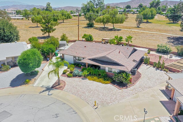 26790 E Berkey Court, Menifee CA: https://media.crmls.org/medias/86c00cc5-b2b2-42fc-bc6a-13206341cf6a.jpg