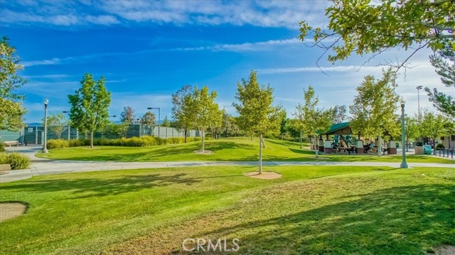 Detail Gallery Image 21 of 26 For 24095 Meadowbrook Ln, Valencia,  CA 91354 - 3 Beds | 2/1 Baths