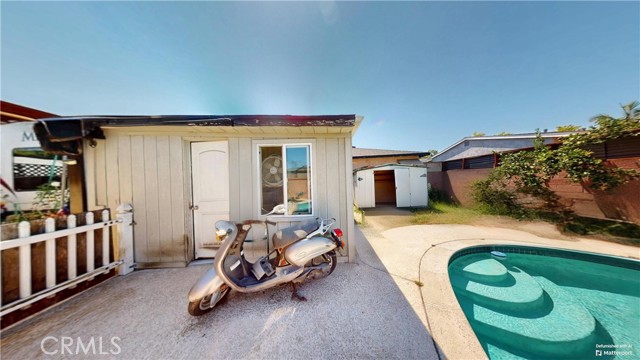 6280 Johnson Avenue, Long Beach CA: https://media.crmls.org/medias/86c1405e-1886-4c5f-a999-b23b1017c8ff.jpg