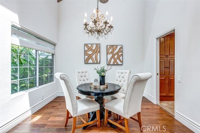 756 N Malden Avenue, Fullerton CA: https://media.crmls.org/medias/86c191bc-687a-497d-9f09-4bff6d398c14.jpg