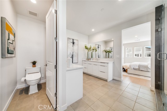 Detail Gallery Image 25 of 58 For 301 Brackens, Lake Forest,  CA 92630 - 4 Beds | 4 Baths