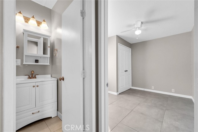 442 E Arrow, Upland CA: https://media.crmls.org/medias/86c370e8-5abc-4fbf-a12a-f32461da4cb9.jpg