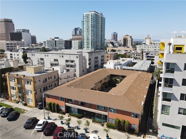 Detail Gallery Image 4 of 22 For 333 Linden Ave #18,  Long Beach,  CA 90802 - 2 Beds | 1 Baths