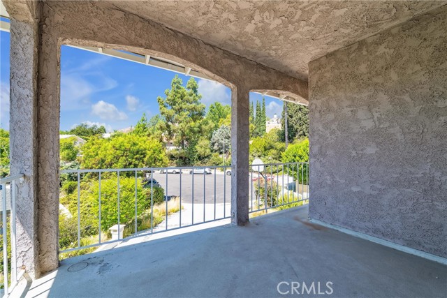 Detail Gallery Image 20 of 47 For 17536 Melville Pl, Granada Hills,  CA 91344 - 4 Beds | 3 Baths