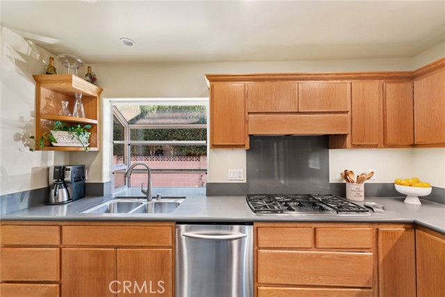 Detail Gallery Image 16 of 34 For 1116 W 21st St, Santa Ana,  CA 92706 - 3 Beds | 2 Baths