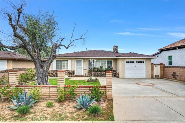 18531 E Pearl Avenue, Orange CA: https://media.crmls.org/medias/86c5743b-0afa-462f-9314-dc5572e6c098.jpg