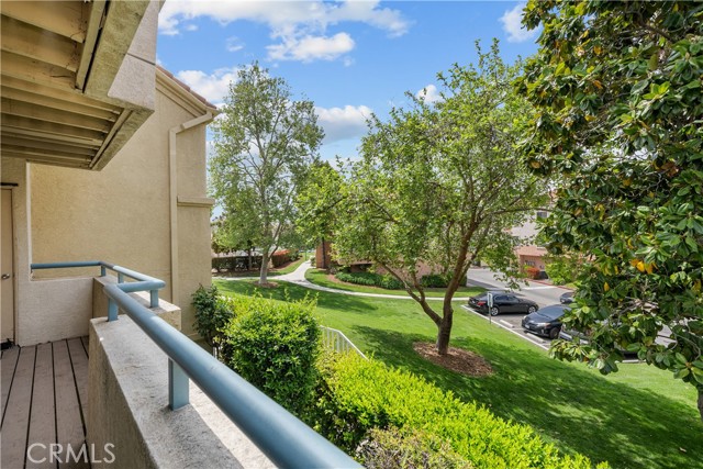 18114 Erik Court, Canyon Country CA: https://media.crmls.org/medias/86c5f572-6ee5-4409-9957-5c12cd814f90.jpg