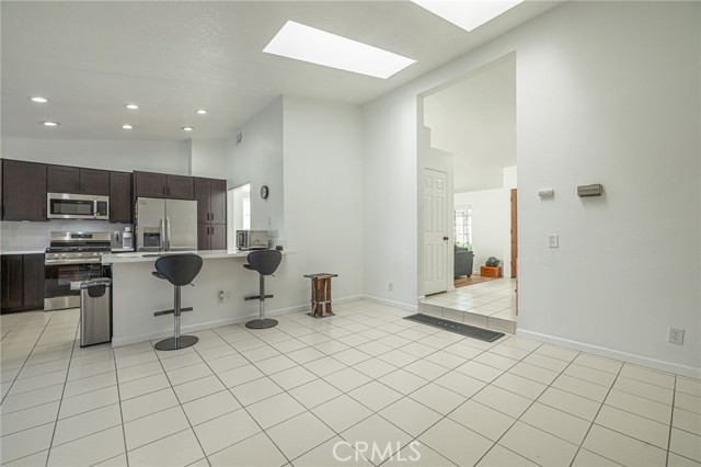 Detail Gallery Image 8 of 23 For 2923 Ridgecrest, Chino Hills,  CA 91709 - 3 Beds | 2 Baths