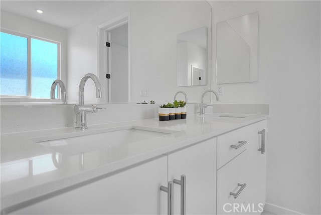 Detail Gallery Image 35 of 75 For 15820 Caterpillar Dr, Fontana,  CA 92336 - 4 Beds | 3 Baths