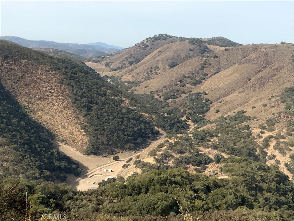 https://media.crmls.org/medias/86c67257-e78b-42bf-a288-684f2410c25b.jpg?preset=X-Large
