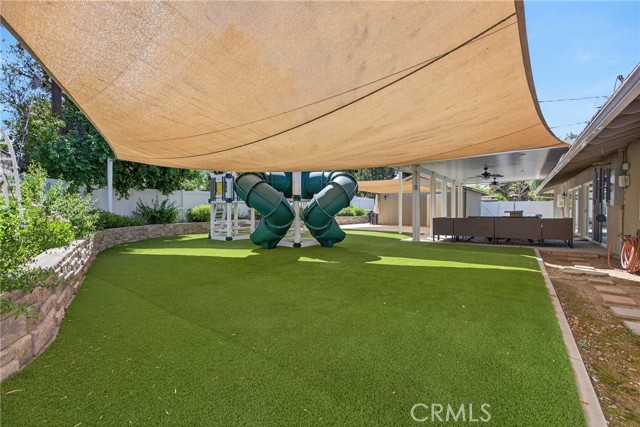 Detail Gallery Image 40 of 46 For 1986 Wetherly Way, Riverside,  CA 92506 - 4 Beds | 3 Baths