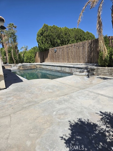Detail Gallery Image 3 of 12 For 67270 Peineta Rd, Cathedral City,  CA 92234 - 4 Beds | 3 Baths