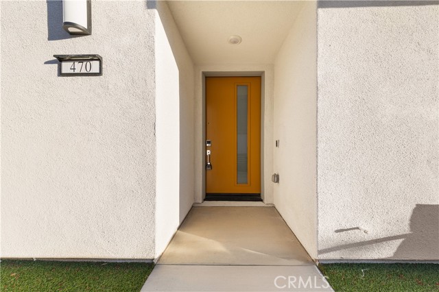 470 Lobata, Irvine CA: https://media.crmls.org/medias/86c7ce1b-b52b-48e8-b7b2-88298a7167f0.jpg