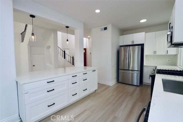 Detail Gallery Image 9 of 27 For 28 Hawaii, Aliso Viejo,  CA 92656 - 3 Beds | 2/1 Baths