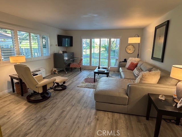 Detail Gallery Image 4 of 13 For 39 Calle Aragon #D,  Laguna Woods,  CA 92637 - 1 Beds | 1 Baths