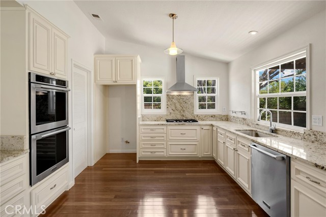 Image 12 of 64 For 8291 Jennet Street