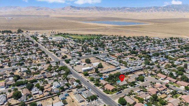 104 W Mariposa Street, Avenal CA: https://media.crmls.org/medias/86c9d048-3f47-4e8d-9e5c-645082ffb6ea.jpg