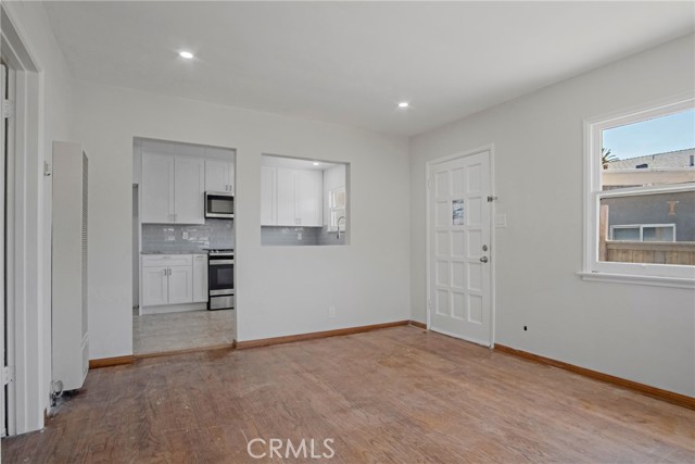 157 W Mariposa, San Clemente CA: https://media.crmls.org/medias/86c9daf5-585c-4849-9485-5ccf4668636f.jpg