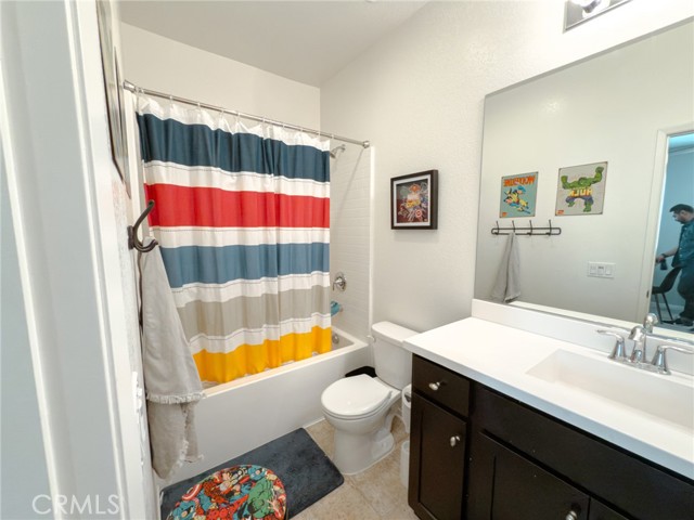 5485 San Roberto, San Diego CA: https://media.crmls.org/medias/86cac4a0-c1ac-48c4-9434-cad94896719c.jpg