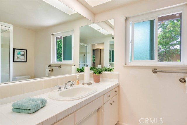 Detail Gallery Image 20 of 35 For 130 Sunridge Way, Redlands,  CA 92373 - 3 Beds | 2 Baths