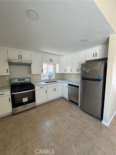 Detail Gallery Image 6 of 20 For 510 Harvest Rd, Perris,  CA 92571 - 3 Beds | 2 Baths