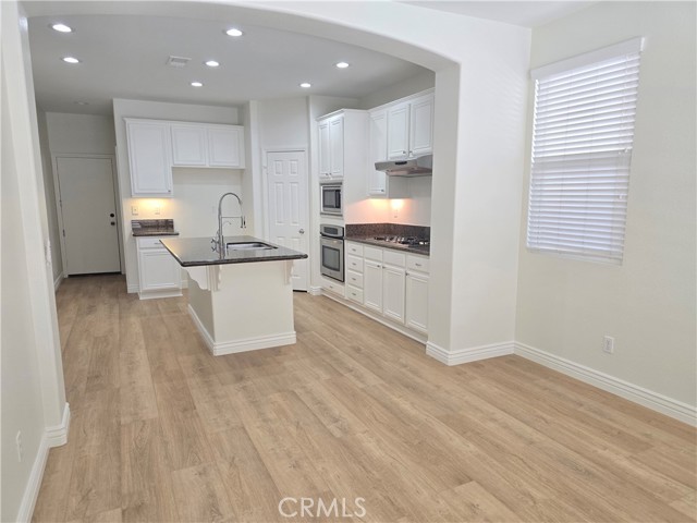 31532 Royal Oaks Drive, Temecula CA: https://media.crmls.org/medias/86cbe17b-0c41-419a-8e83-4e34c0ffad21.jpg