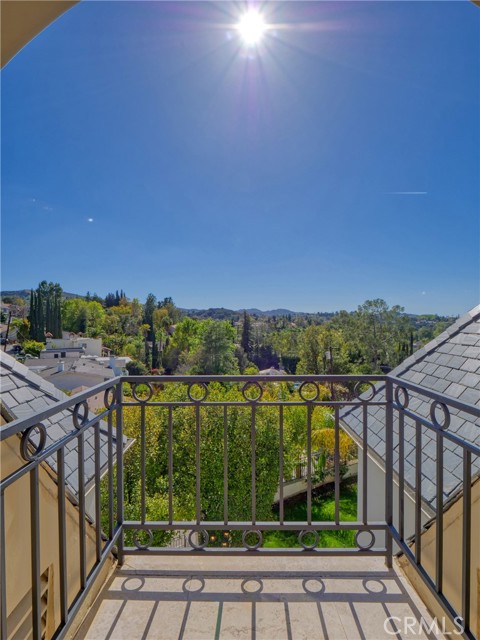 Detail Gallery Image 52 of 60 For 4862 Galendo St, Woodland Hills,  CA 91364 - 6 Beds | 6 Baths