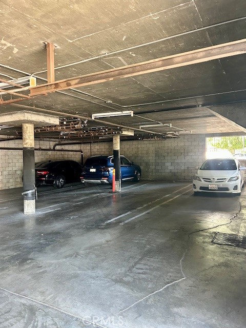 Detail Gallery Image 30 of 32 For 5821 Sylmar Ave #4,  Van Nuys,  CA 91401 - 2 Beds | 2 Baths