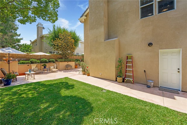 2 Westgate, Irvine CA: https://media.crmls.org/medias/86d01cc5-8ba5-4395-9e36-34d7b26c7d03.jpg