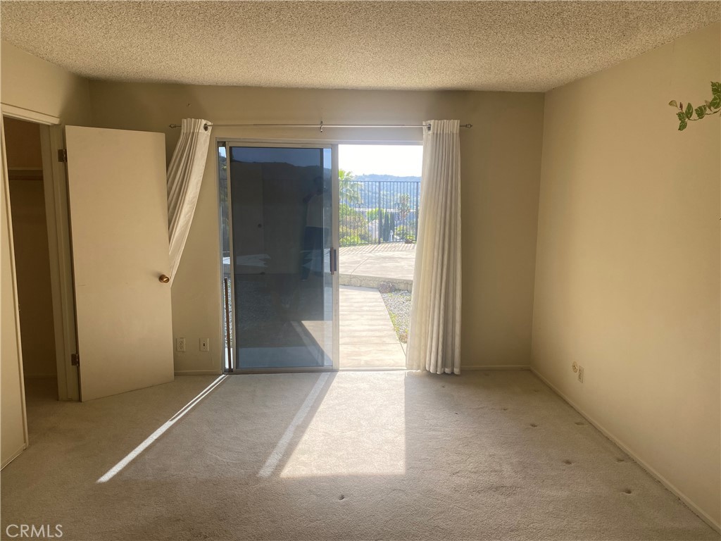 1000 Principia DriveGlendale img 12