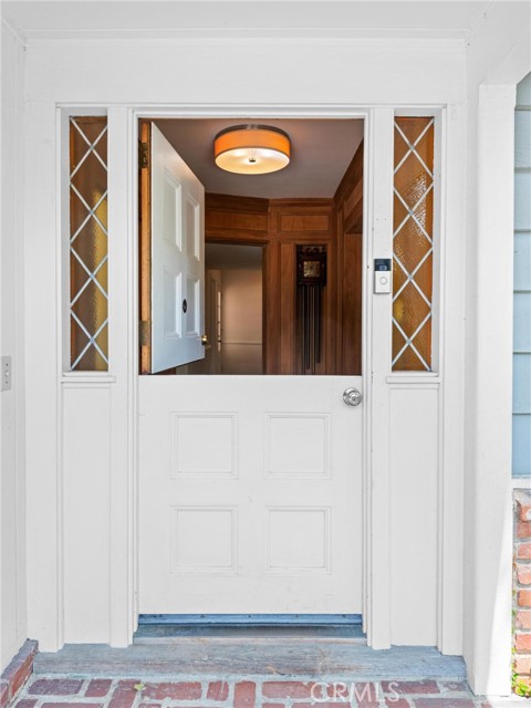 5405 Black Oak Drive, Los Angeles CA: https://media.crmls.org/medias/86d04b3c-d5df-4c27-b925-322491b991e4.jpg