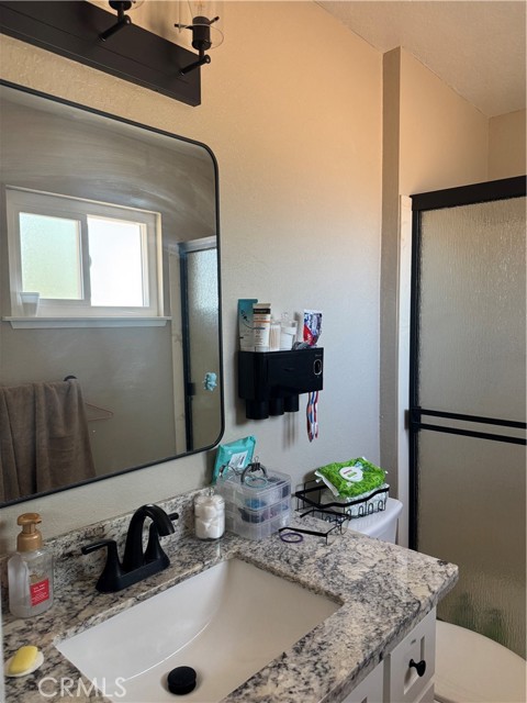 Detail Gallery Image 12 of 21 For 21101 Sitkan Rd, Apple Valley,  CA 92308 - 3 Beds | 2 Baths