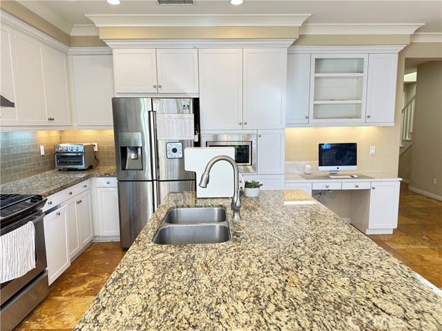Detail Gallery Image 3 of 30 For 99 Devonshire, Irvine,  CA 92620 - 3 Beds | 2/1 Baths
