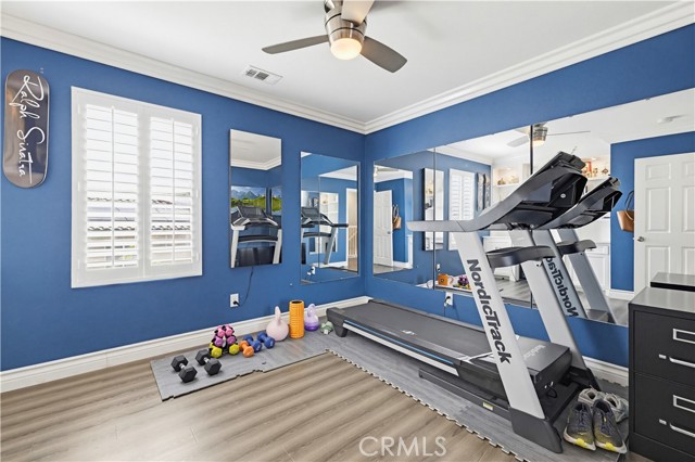 Detail Gallery Image 33 of 42 For 19890 Holly Drive, Saugus,  CA 91350 - 3 Beds | 3 Baths