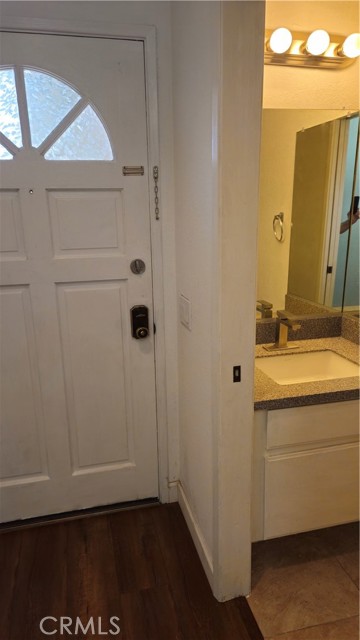 Detail Gallery Image 5 of 18 For 517 Wayland Ct, Claremont,  CA 91711 - 2 Beds | 2/1 Baths
