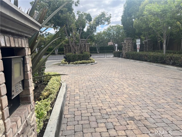 Detail Gallery Image 32 of 33 For 3355 via Merano, Costa Mesa,  CA 92626 - 3 Beds | 2/1 Baths