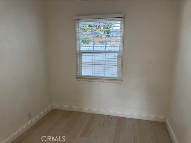 Detail Gallery Image 5 of 5 For 17785 Grand Ave a,  Lake Elsinore,  CA 92530 - 1 Beds | 1 Baths